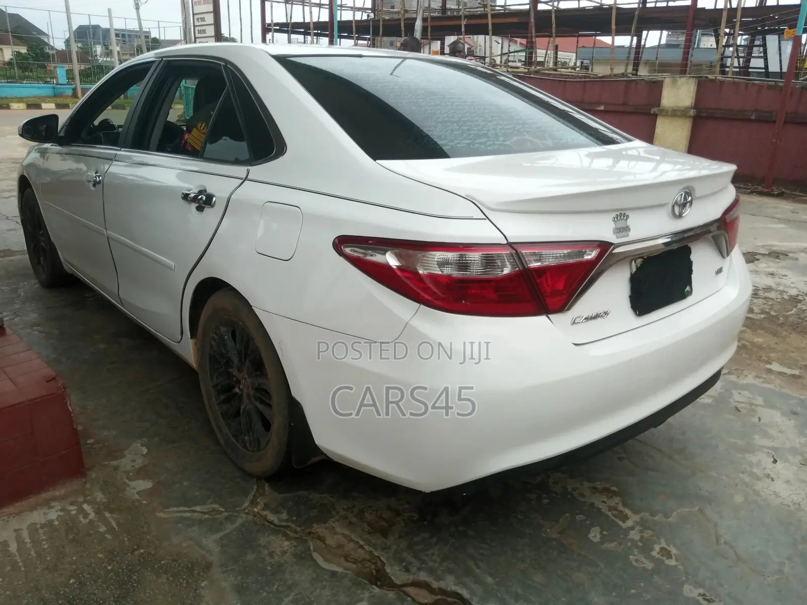 Toyota Camry 2017 White
