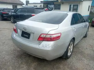 Toyota Camry 2009 Silver