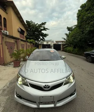 Toyota Camry 2013 Silver