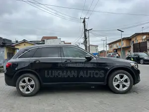Mercedes-Benz GLC-Class 2018 Black