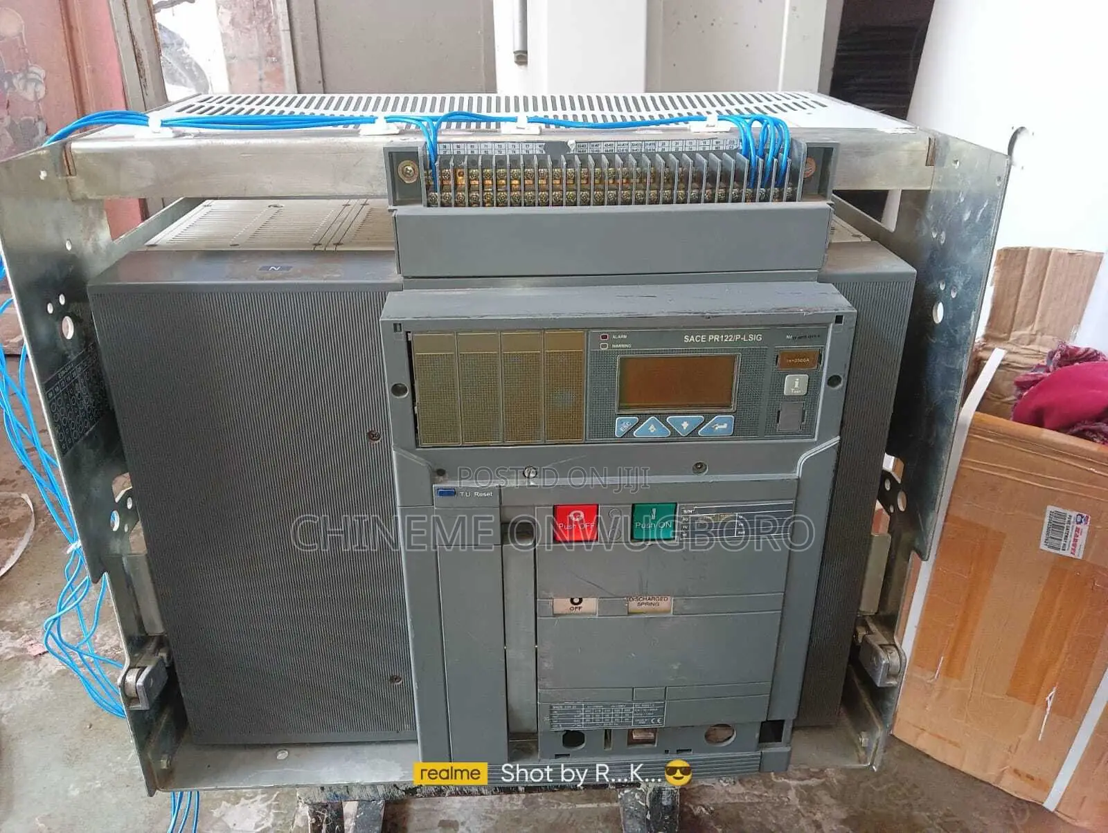 Tmax Motorized 2500a 4pole