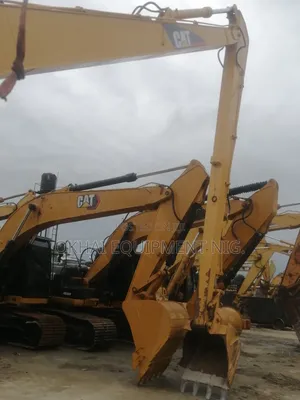 CAT EXCAVATOR 320BL With Long Boom