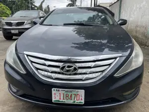 Hyundai Sonata 2011 Gray
