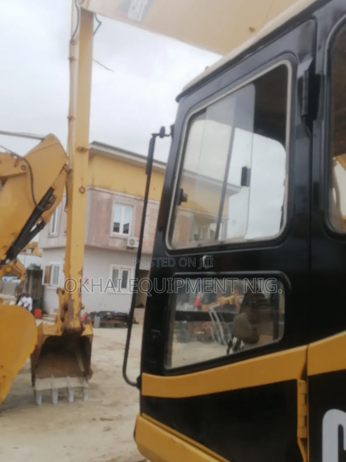 CAT EXCAVATOR 320BL With Long Boom