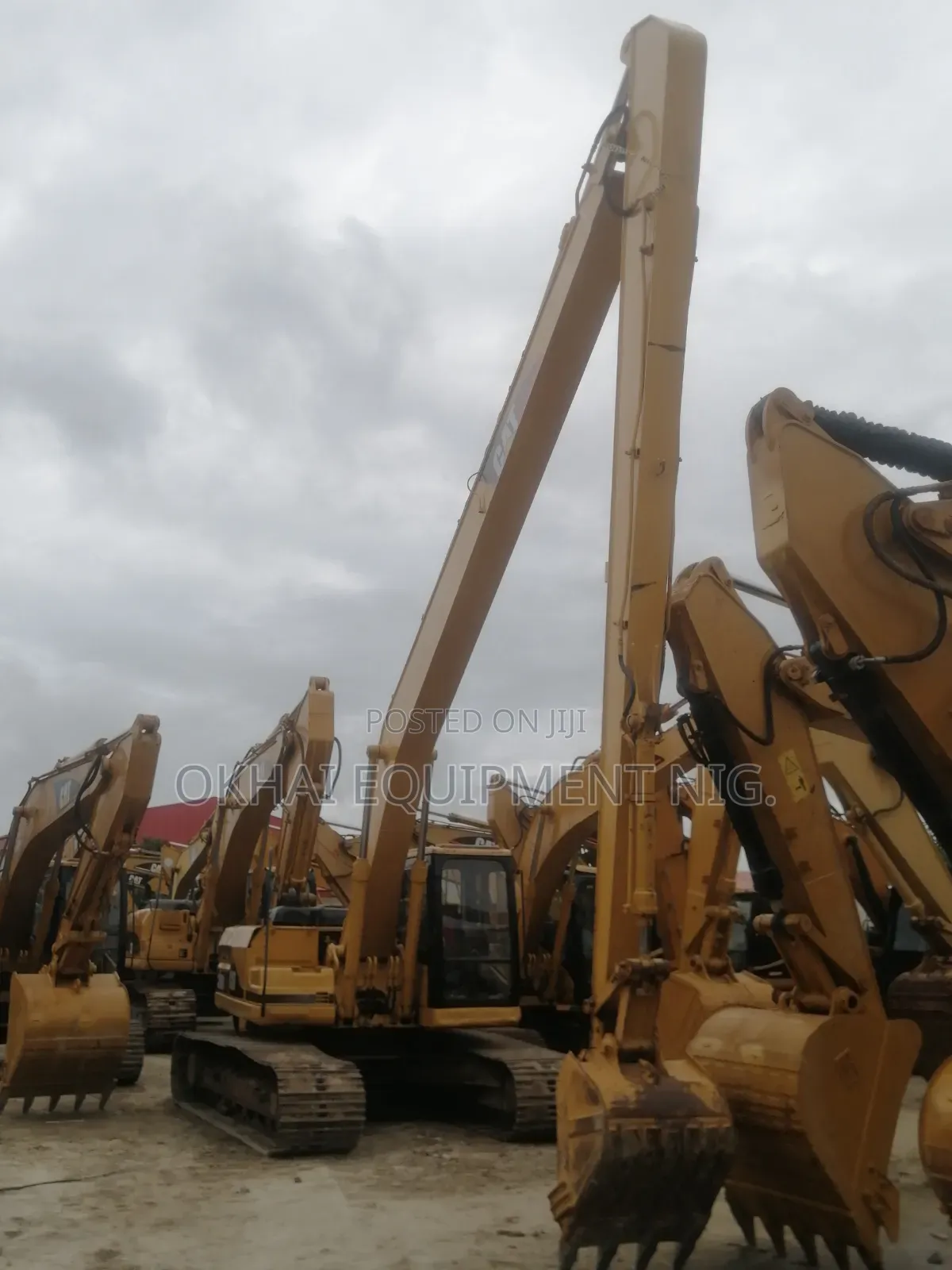 CAT EXCAVATOR 320BL With Long Boom