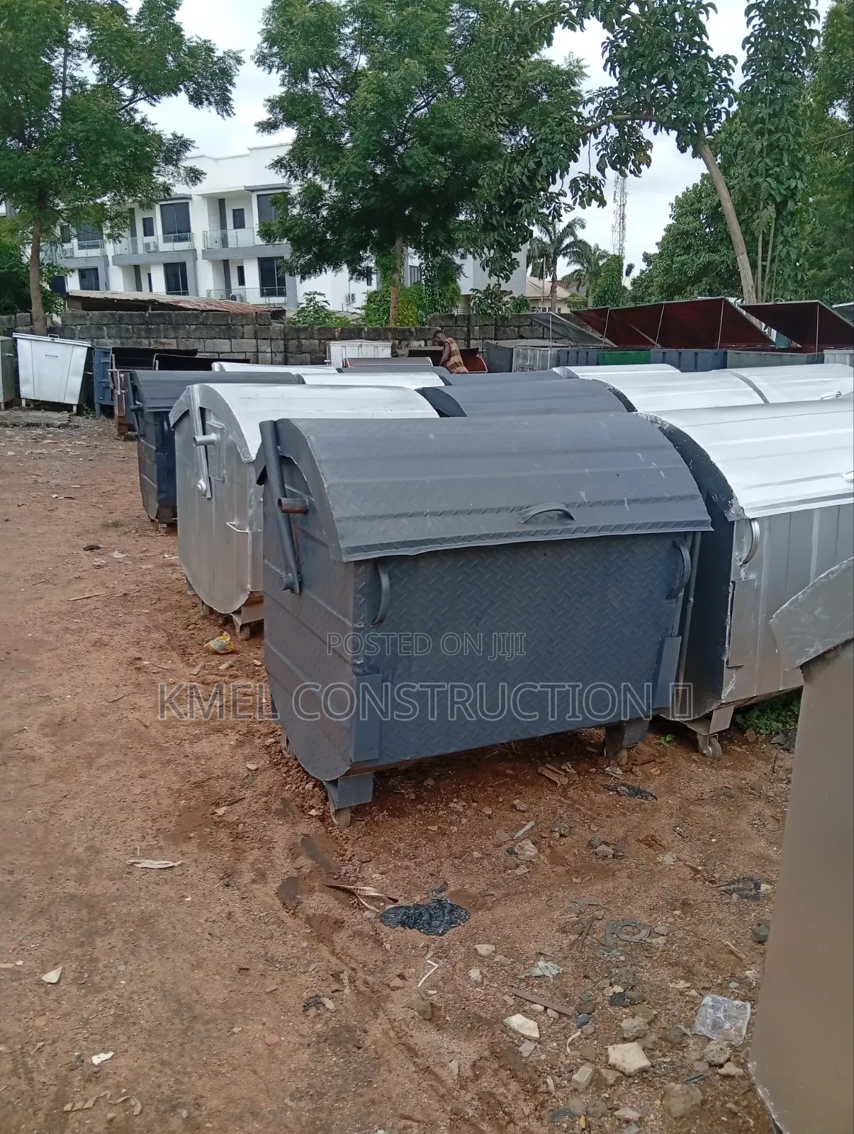 Heavy-Duty Rolling Waste Bin
