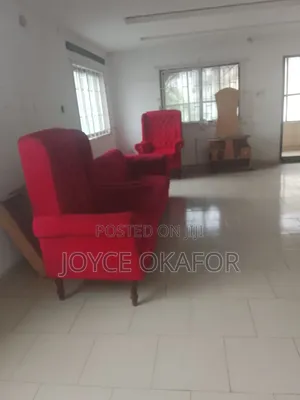 Couch/Sofa