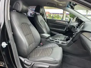 Hyundai Sonata Sport 4dr Sedan (2.4L 4cyl 6A) 2015 Black