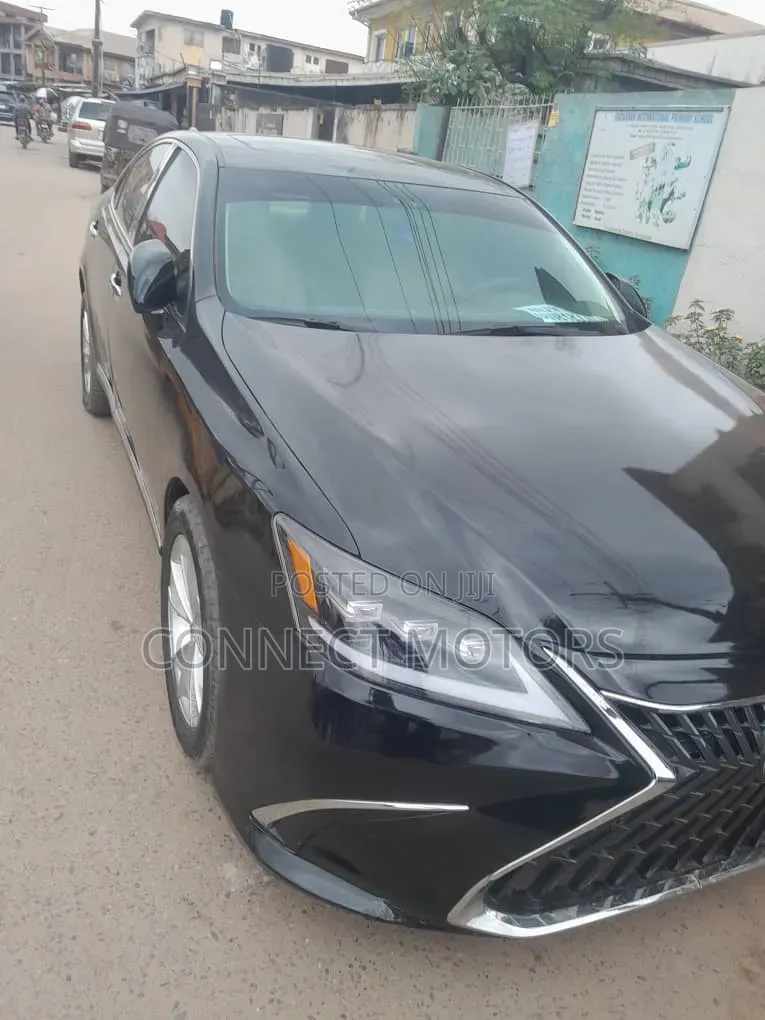 Lexus ES 350 2011 Black