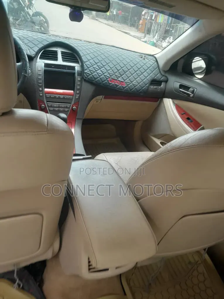 Lexus ES 350 2011 Black