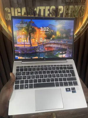 Laptop HP EliteBook 830 G9 16GB Intel Core i7 SSD 512GB