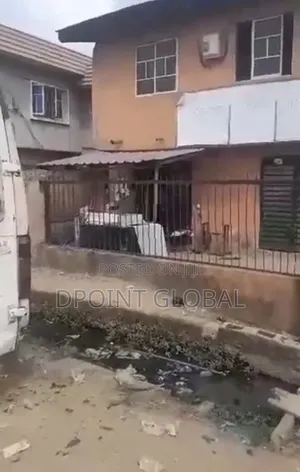 12bdrm Block of Flats in Gowon Estate, Egbeda for sale