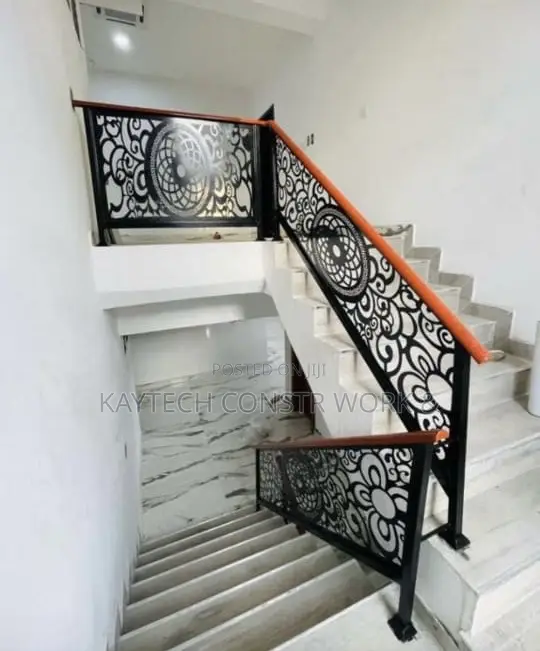 Staircase Balcony Handrails -Professional Welding / Lagos