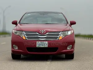 Toyota Venza AWD 2010 Red