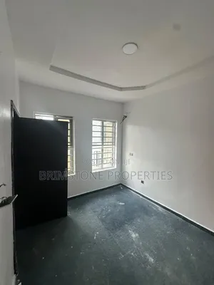 Furnished 4bdrm Duplex in Chevron for rent