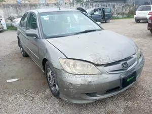 Honda Civic 2004 Gold