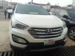 Hyundai Santa Fe 2014 White