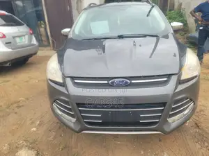 Ford Escape 2016 Gray
