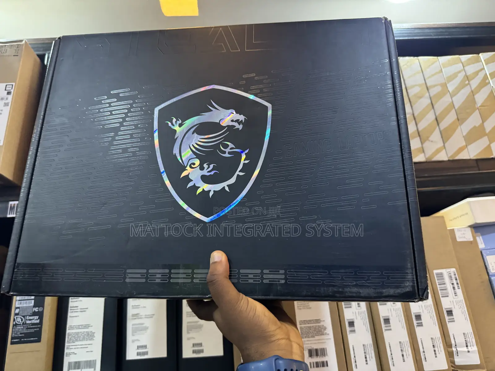 New Laptop MSI Stealth 17 Studio A13V 32GB Intel Core i7 SSD 1T