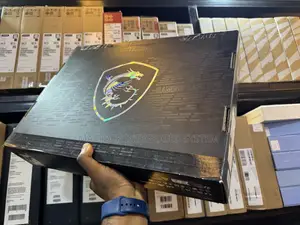 New Laptop MSI Stealth 17 Studio A13V 32GB Intel Core i7 SSD 1T