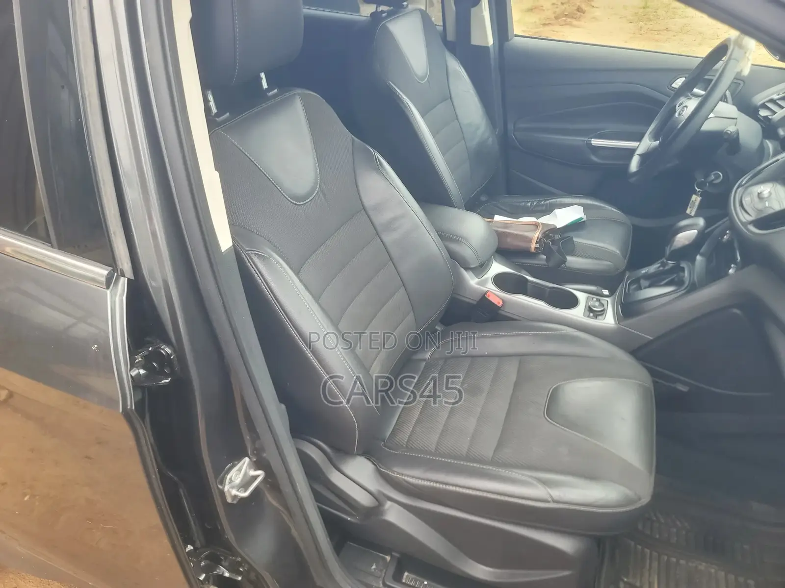 Ford Escape 2016 Gray
