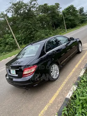Mercedes-Benz C300 2009 Black