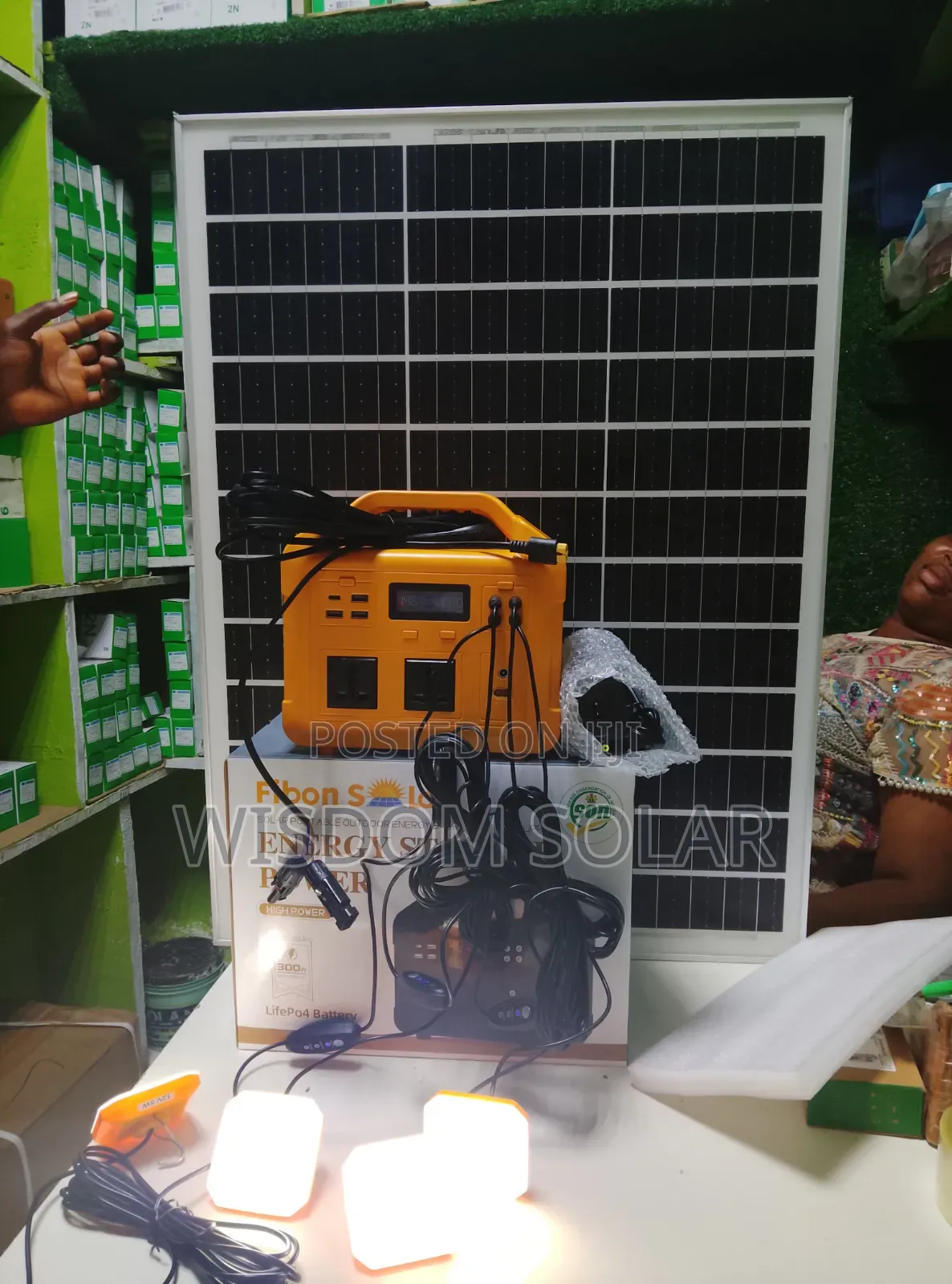 500w Solar Generator With Solar Panel 100w
