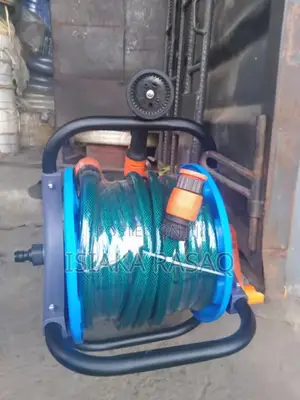 Garden Hose Reel With Valve