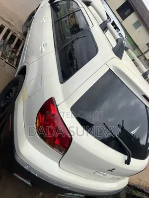 Mitsubishi Outlander 2005 White