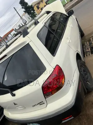 Mitsubishi Outlander 2005 White