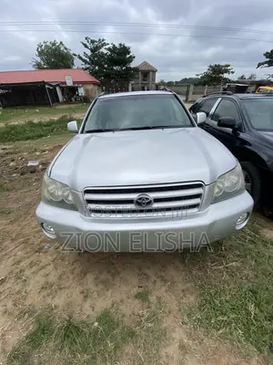 Toyota Highlander 2004 Silver