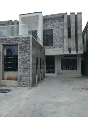 Luxurious 4bed Room Duplex