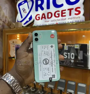 Apple iPhone 11 64 GB Green