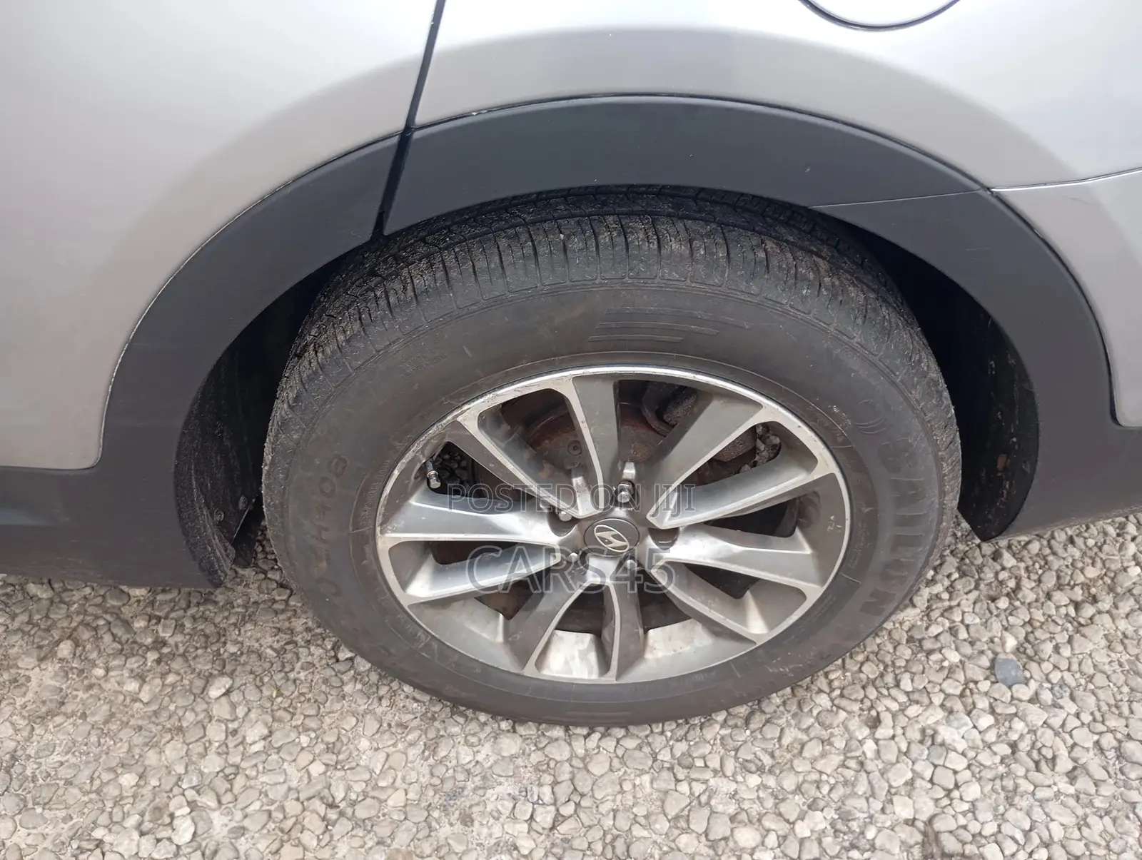Hyundai Santa Fe 2017 Silver