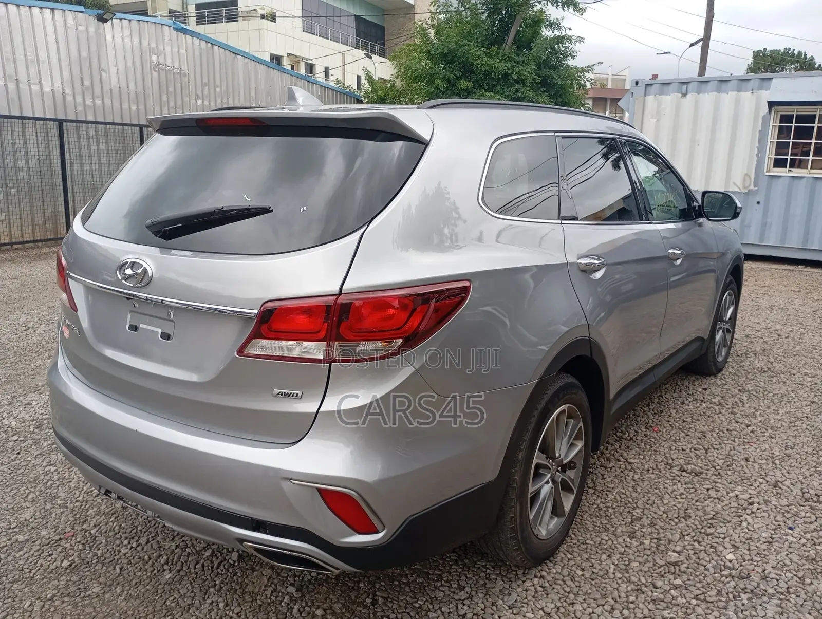 Hyundai Santa Fe 2017 Silver