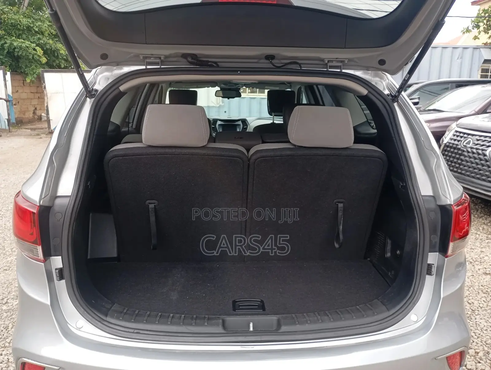 Hyundai Santa Fe 2017 Silver