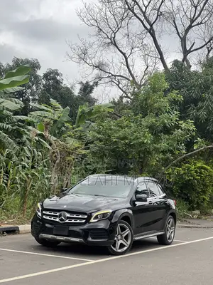 Mercedes-Benz GLA 250 2015 Black