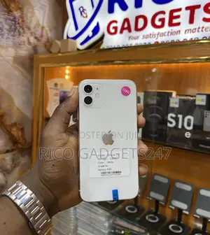 Apple iPhone 11 128 GB White