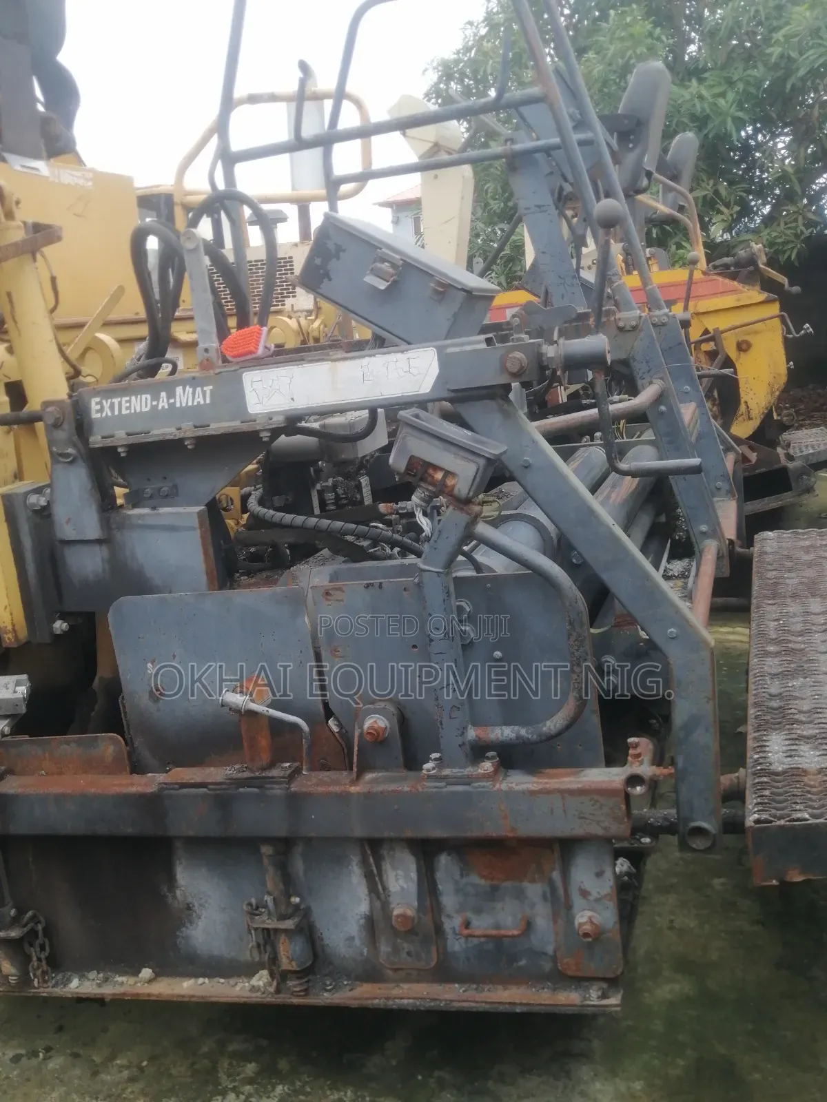 Cat Asphalt Paver