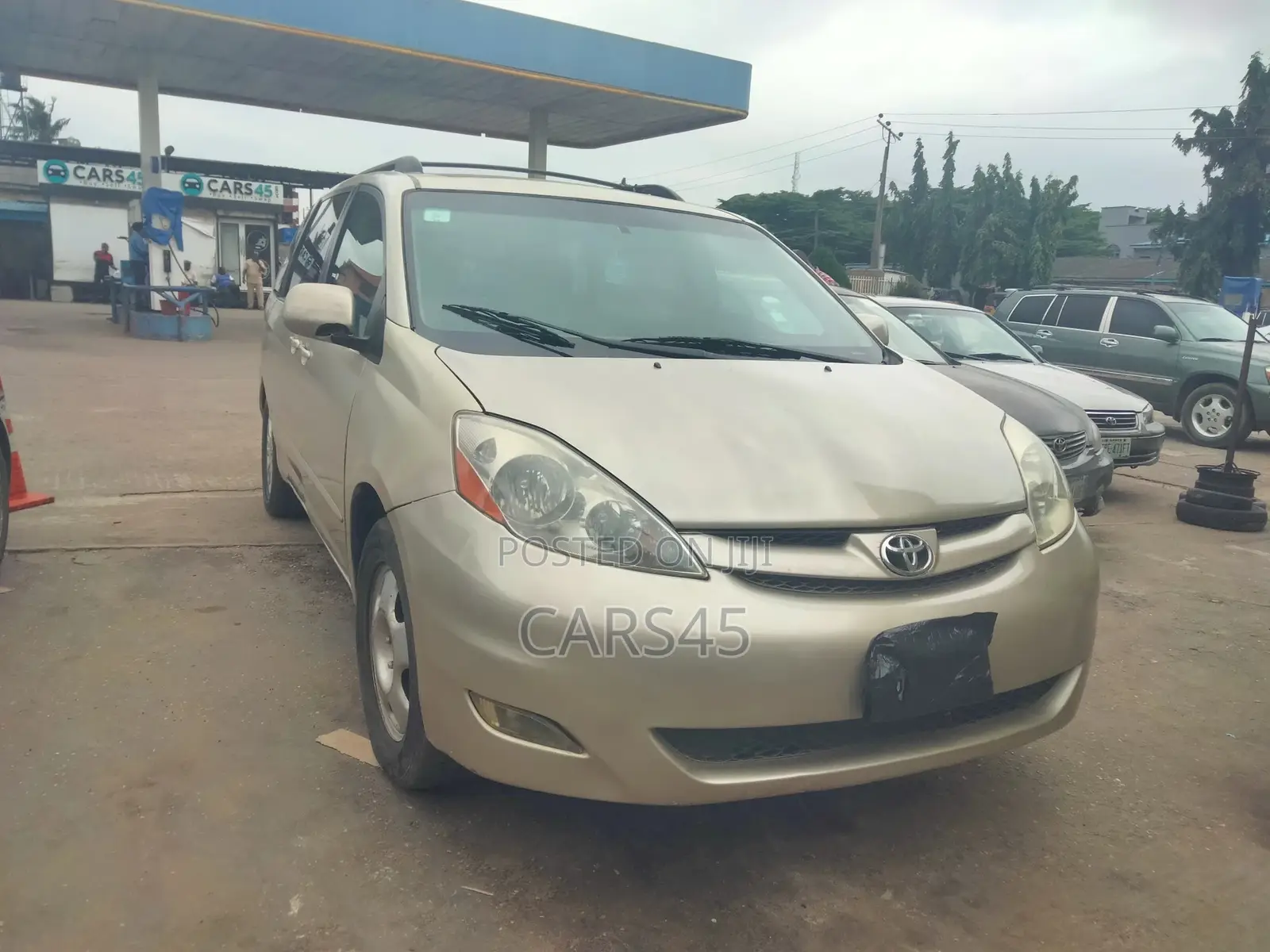 Toyota Sienna 2007 Gold