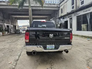 Dodge RAM 2012 Black