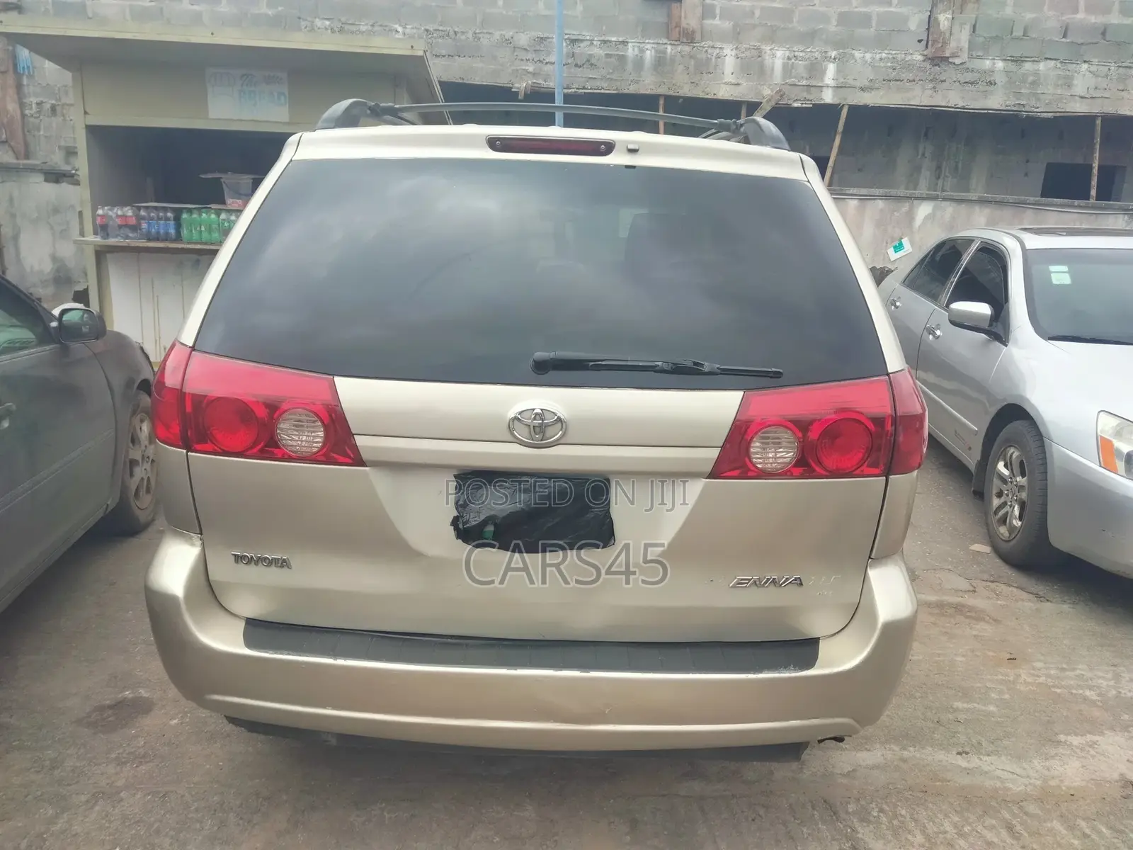 Toyota Sienna 2007 Gold