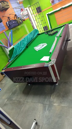 Foreign British American Fitness Marble and Coin Snooker With 7ft -8ft