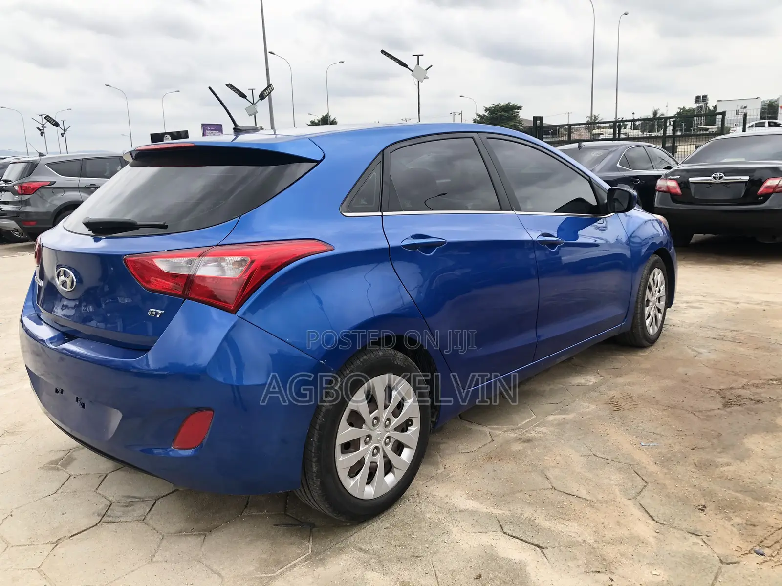 Hyundai Elantra 2016 Blue