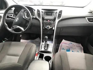 Hyundai Elantra 2016 Blue