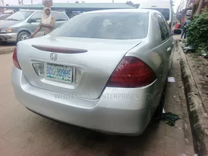 Honda Accord 2006 White