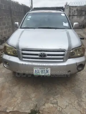 Toyota Highlander 2005 Silver