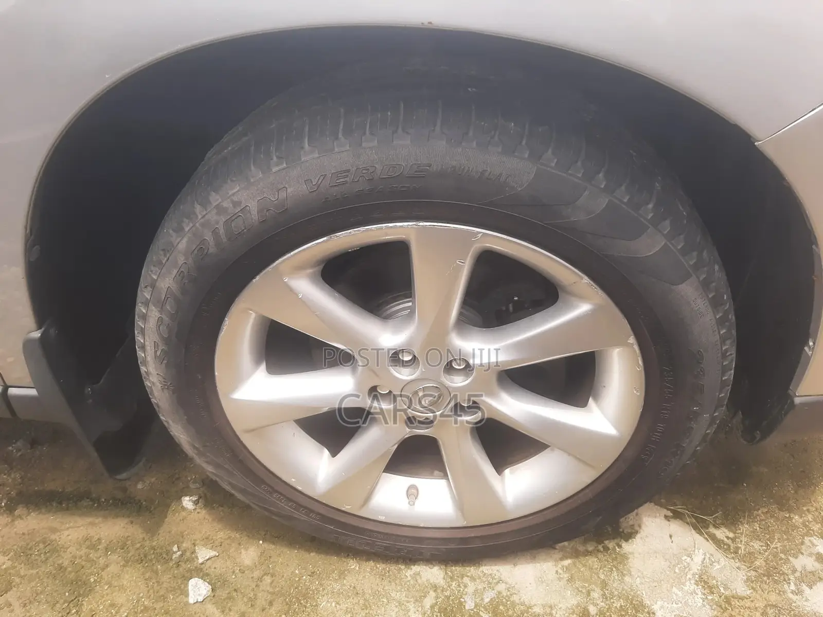 Lexus RX 2011 Silver