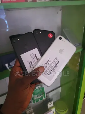 Apple iPhone 7 32 GB Black