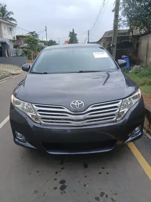 Toyota Venza XLE 2011 Gray